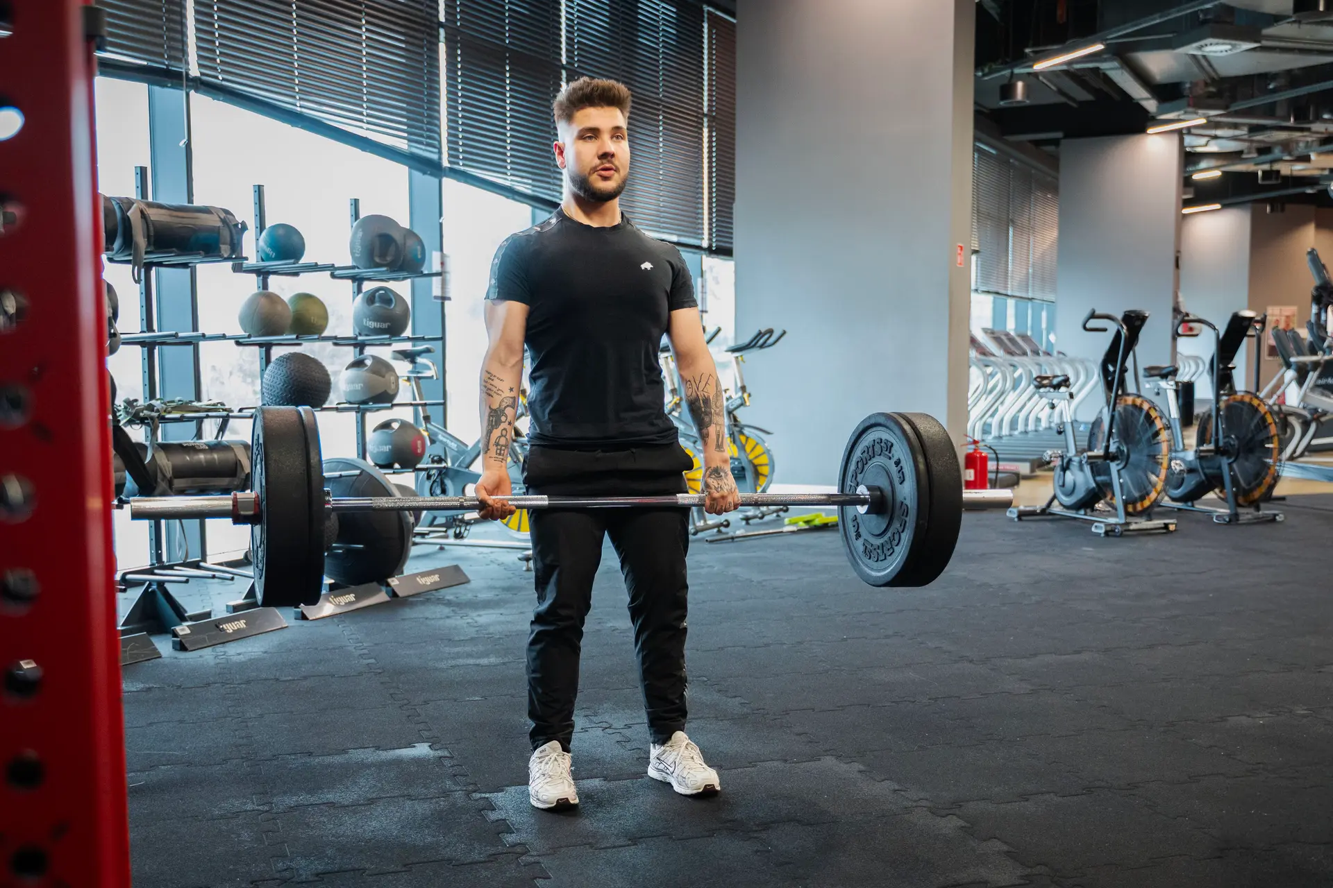 Trening siłowy na siłowni